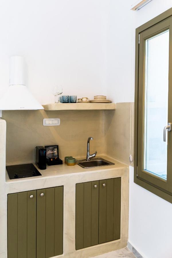 Lavadoze Luxury Suites Exo Gonia Exterior photo